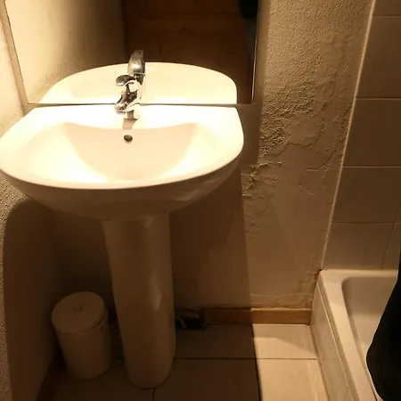 Be First On The Lift Each Morning! 2bed Apt. 6 Pax *